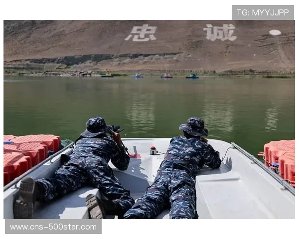 中国选手参加-筑垒御敌-课目竞赛，展现精准射击水平